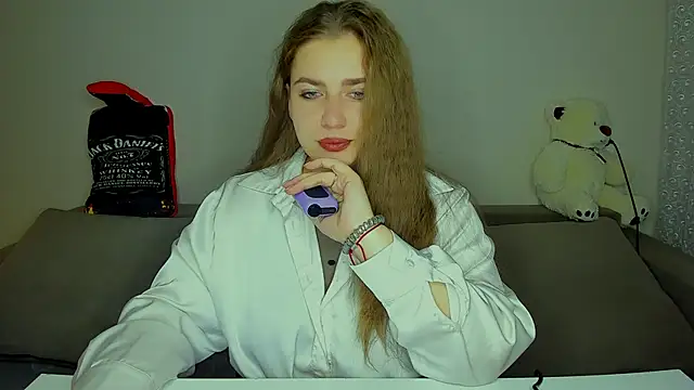 yourgem   online show from September 9, 2025, 6:40 pm