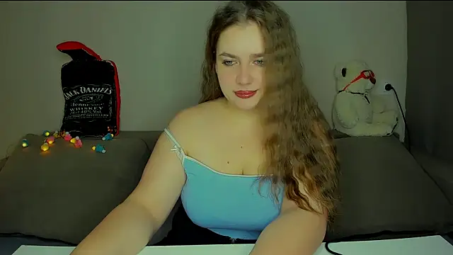 Snapshot of yourgem__ chatting on December 5, 2025, 2:31 am yourgem online show from December 5, 2025, 2:31 am