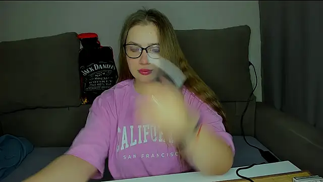 Snapshot of yourgem__ chatting on December 19, 2025, 11:45 pm yourgem online show from December 19, 2025, 11:45 pm