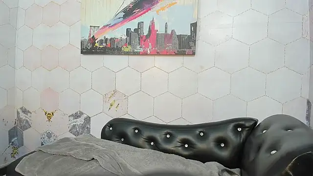 Anaa Fuentess online show from March 25, 2026, 11:38 am