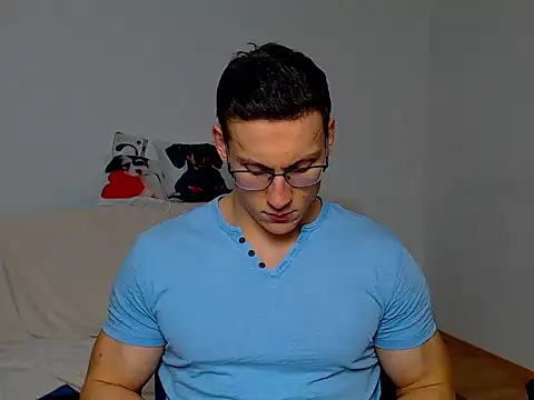 Snapshot of ZeinMiracles chatting on October 3, 2025, 8:39 pm ZeinMiracles online show from October 3, 2025, 8:39 pm