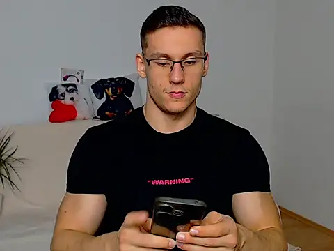 Snapshot of ZeinMiracles chatting on October 16, 2025, 6:42 pm ZeinMiracles online show from October 16, 2025, 6:42 pm