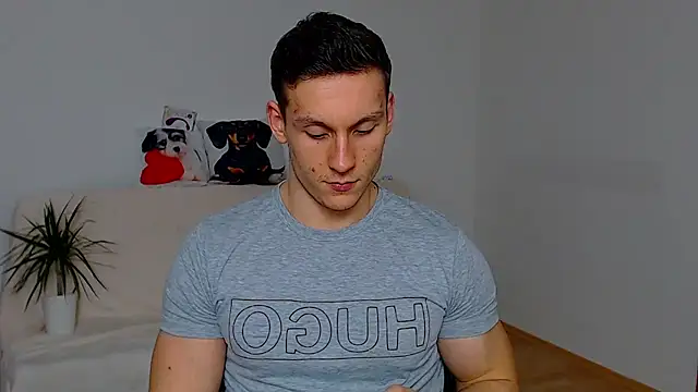 Snapshot of ZeinMiracles chatting on November 11, 2025, 11:05 pm ZeinMiracles online show from November 11, 2025, 11:05 pm