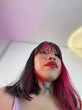 Georgina Astor online show from March 20, 2026, 2:27 am