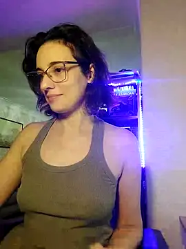 Snapshot of Tomiriss chatting on September 12, 2025, 9:59 pm Tomiriss online show from September 12, 2025, 9:59 pm