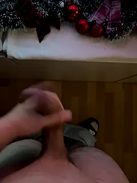 Snapshot of cook907920 chatting on December 19, 2025, 2:35 pm cook907920 online show from December 19, 2025, 2:35 pm