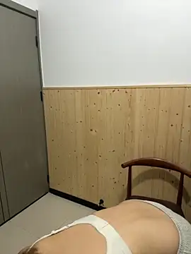 Snapshot of Xiaokui-04 chatting on November 29, 2025, 2:53 pm Xiaokui-04 online show from November 29, 2025, 2:53 pm