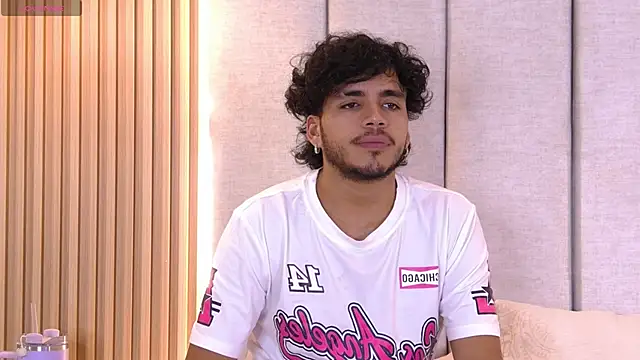 AlexanderJordan online show from September 17, 2025, 10:22 pm