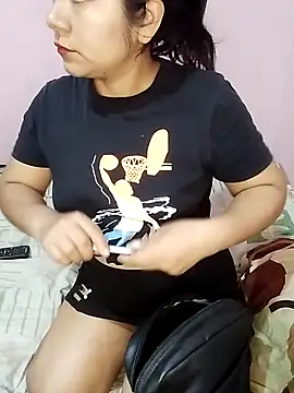 Snapshot of Alexxxia69 chatting on September 27, 2025, 12:15 am Alexxxia69 online show from September 27, 2025, 12:15 am