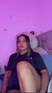 AnnyLopezzz  online show from January 16, 2026, 5:55 am