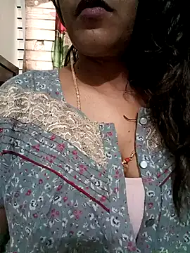 Snapshot of Spoorthi6_Kannada_Telugu chatting on September 28, 2025, 5:13 am Spoorthi6 Kannada Telugu online show from September 28, 2025, 5:13 am