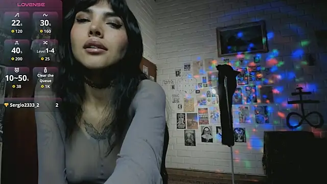 DiosaSexSymbol online show from September 17, 2025, 4:58 am