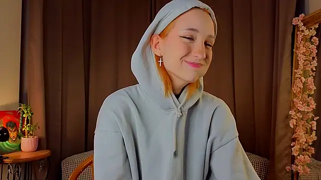 MaryroseRoeder online show from October 19, 2025, 2:45 am