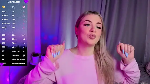 Snapshot of AliaBuerstatte chatting on November 8, 2025, 7:12 pm AliaBuerstatte online show from November 8, 2025, 7:12 pm