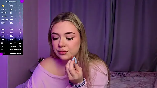 Snapshot of AliaBuerstatte chatting on November 28, 2025, 6:05 am AliaBuerstatte online show from November 28, 2025, 6:05 am