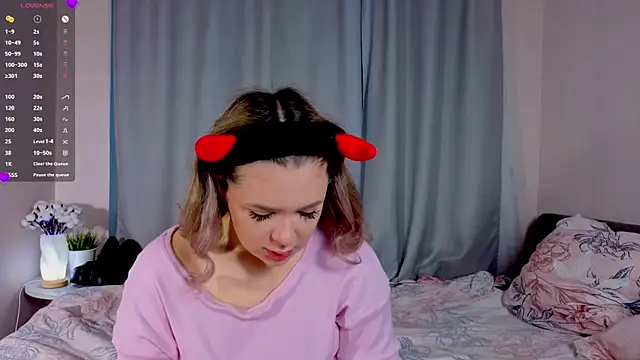 Snapshot of AliaBuerstatte chatting on December 1, 2025, 6:07 am AliaBuerstatte online show from December 1, 2025, 6:07 am