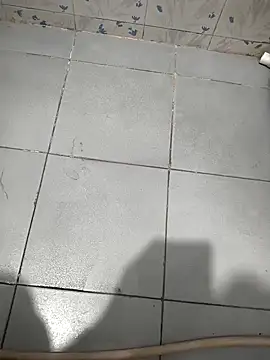 Leon hot33 online show from March 25, 2026, 12:44 pm