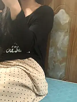 Tieuvi 18 online show from November 17, 2025, 12:55 pm