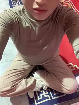 Tieuvi 18 online show from November 26, 2025, 12:44 am