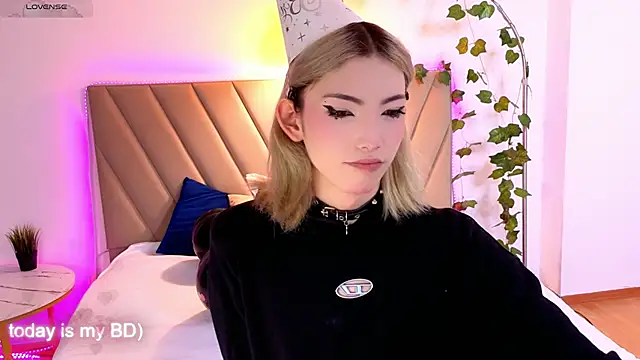 Snapshot of star_madison chatting on July 19, 2026, 1:15 pm star madison online show from July 19, 2026, 1:15 pm