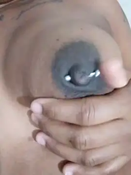 Snapshot of nessinha12 chatting on October 30, 2025, 7:43 am nessinha12 online show from October 30, 2025, 7:43 am