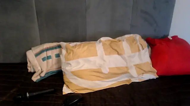 Tyllorsavage online show from September 16, 2025, 1:12 pm