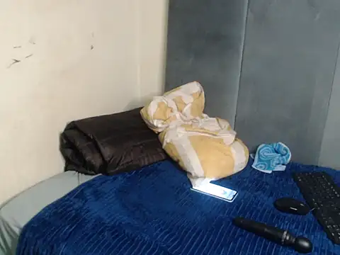 Tyllorsavage online show from September 26, 2025, 2:15 am