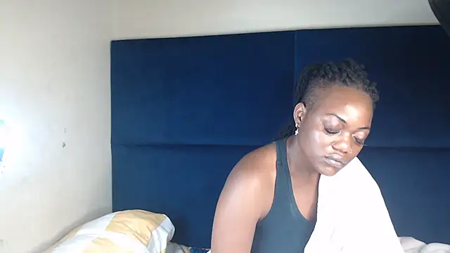 Tyllorsavage online show from November 16, 2025, 9:31 pm