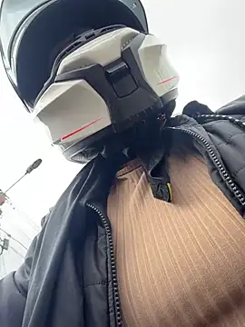 AlannaEvons online show from March 25, 2026, 7:31 pm