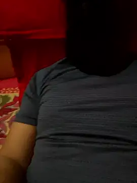 Snapshot of LOVE4GIRL chatting on January 18, 2026, 5:50 pm LOVE4GIRL online show from January 18, 2026, 5:50 pm