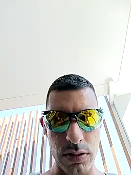 Greek crazy couple online show from September 27, 2025, 11:15 am