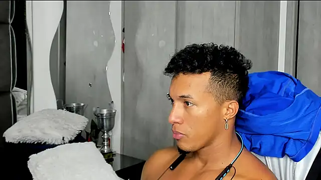 JakeViper online show from November 11, 2025, 1:55 pm