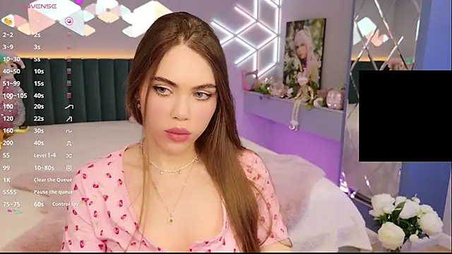 MimiFors online show from March 23, 2026, 5:39 pm