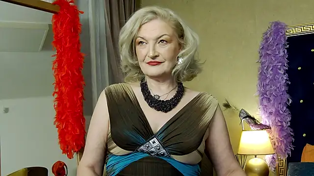 Snapshot of Allura_Jenson chatting on May 13, 2026, 9:11 pm Allura Jenson online show from May 13, 2026, 9:11 pm