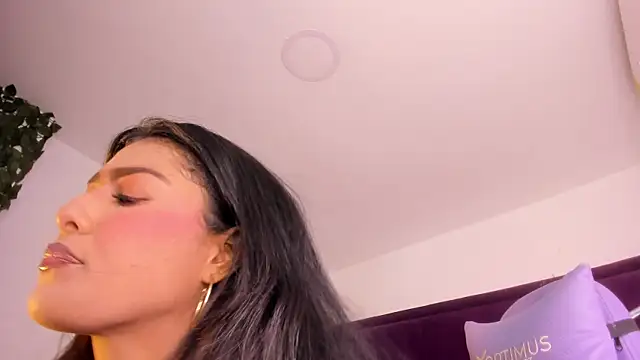 babilett online show from April 9, 2026, 8:36 pm