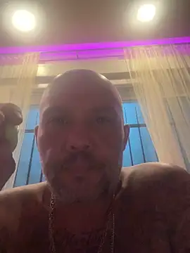 Snapshot of gitanomadrid chatting on May 14, 2026, 9:54 pm gitanomadrid online show from May 14, 2026, 9:54 pm