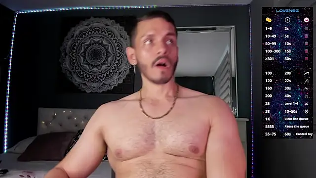 TianZilac online show from October 31, 2025, 8:10 pm