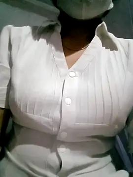 Snapshot of lomi-79 chatting on September 11, 2025, 3:56 pm lomi-79 online show from September 11, 2025, 3:56 pm