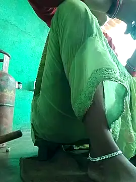 Snapshot of Anjal-123 chatting on October 22, 2025, 2:34 am Anjal-123 online show from October 22, 2025, 2:34 am