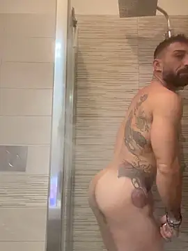 GmGit online show from November 15, 2025, 4:58 pm