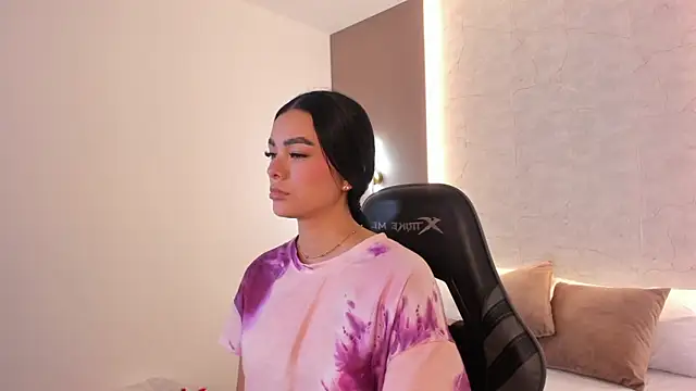 emily tolson online show from March 11, 2026, 7:20 pm