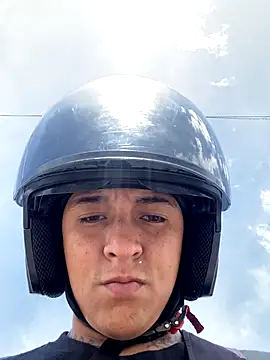 Jrivera22 online show from November 10, 2025, 5:23 pm