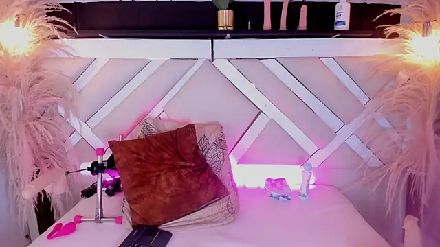 Zoe-Johnson  online show from March 8, 2026, 2:04 am