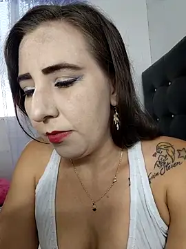 isabella lovem online show from February 7, 2026, 10:35 pm