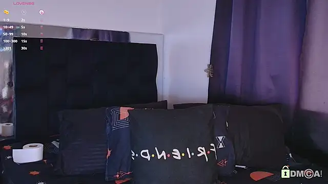 madisonwalkeeer online show from April 9, 2026, 6:35 pm