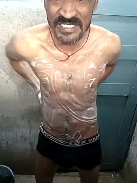 Snapshot of Mr_xxx007@xh chatting on February 12, 2026, 2:39 am Mr xxx007xh online show from February 12, 2026, 2:39 am