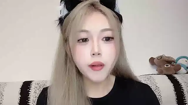 XingKongCOCO-107 online show from October 8, 2025, 11:41 am