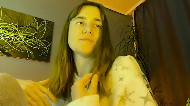 velina   online show from January 10, 2026, 2:24 am