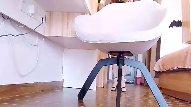 Snapshot of Tianxin6 chatting on November 9, 2025, 11:47 pm Tianxin6 online show from November 9, 2025, 11:47 pm