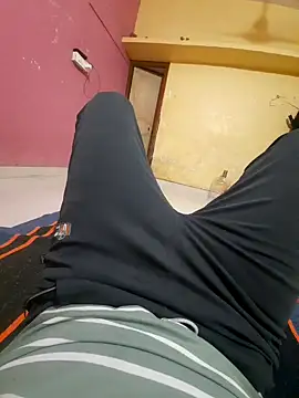 choot paglu online show from September 17, 2025, 6:15 am